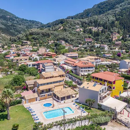 Mires House Front 1 *