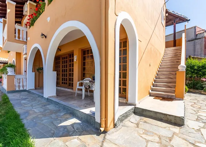 Mires House Front 1 *